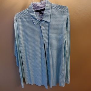 🎄🎁Tommy Hilfiger Dress shirt🎄🎁